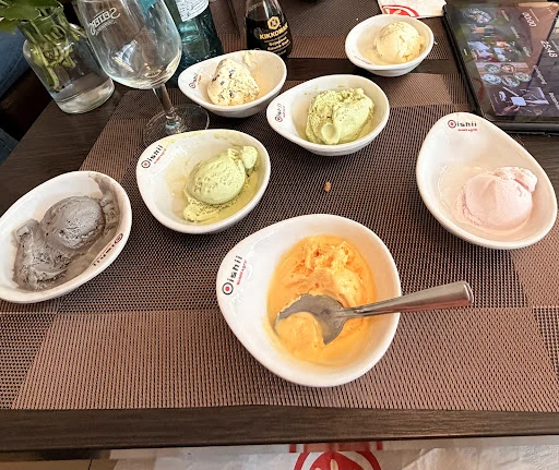 Oishii Sushi & Grill photo 4